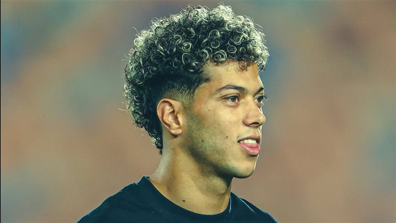 إمام عاشور يثير غضب