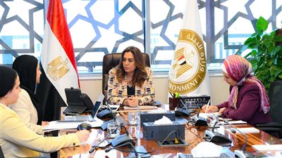 منال عوض تستعرض مشروعات التعاون مع مرفق البيئة العالمية