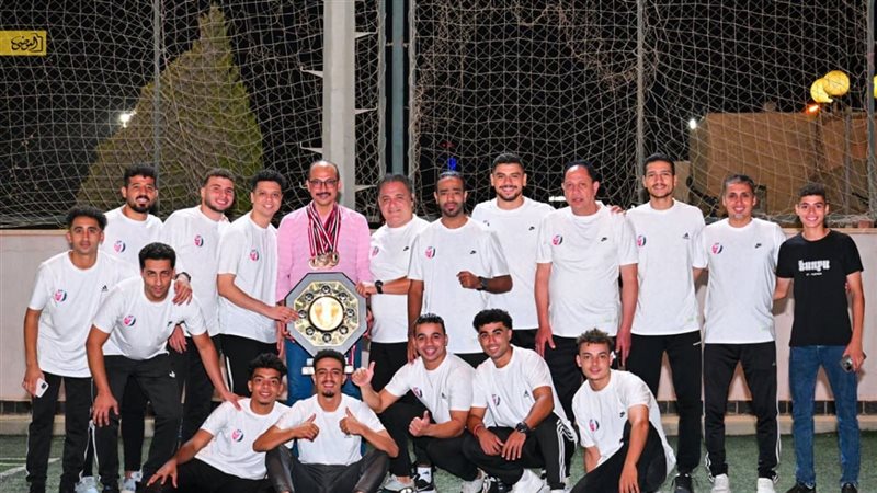 فريق ميت غراب، فيتو