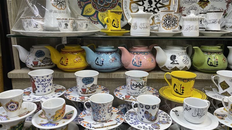 ام كلثوم تزين اطقم