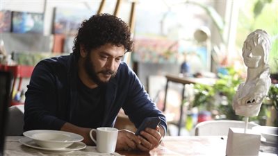 حكاية فلاش باك الحلقة 3، زياد يقترب من أول خيط لحل لغز مقتل زوجته 