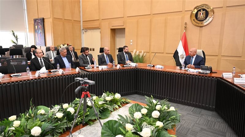  اجتماع وزير النقل