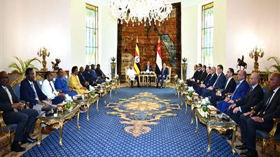 السيسي يطالب الشركات المصرية والأوغندية بمضاعفة صادراتها في الزراعة والصناعات الدوائية
