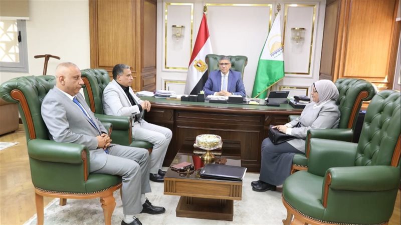 محافظ الجيزة خلال