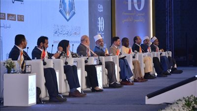 الرد على المواطنين بالوسائط المتعددة «أبرزها»، توصيات مؤتمر الإفتاء لمواجهة فتاوى الذكاء الاصطناعي 