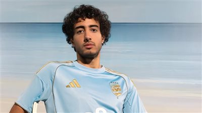 محمد هاني يعود لقيادة الجبهة اليمنى للأهلي أمام الطلائع 