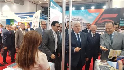 رئيس جامعة القاهرة: حريصون على التواصل المباشر مع الطلاب وأولياء الأمور