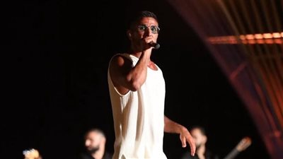 أحمد سعد: أخويا عمرو هو نجمي المفضل وببقى فرحان وأنا بغني قدامه