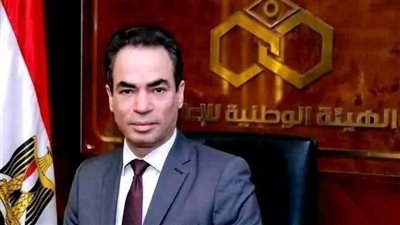 المسلماني قصة واللا مناظر؟!.. رئيس الوطنية للإعلام ينشغل عن الملفات الرئيسية بـ”التصريحات الوردية”.. تجاهل أزمة “أصحاب المعاشات” حتى تدخل الرئيس.. الترددات الضعيفة مستمرة.. وأربك إذاعة القرآن الكريم