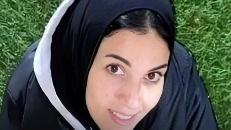دينا علاء، فيتو