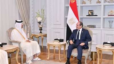 دعم مشروعات الاستثمار وحرب غزة تتصدران مباحثات السيسي ورئيس وزراء قطر