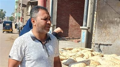 محافظ دمياط يتابع جهود مديرية التموين لضبط الأسواق والمخابز