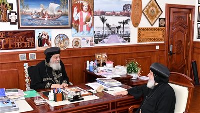 البابا تواضروس يتلقى تقريرا عن الخدمة في إيبارشية القوصية ومير