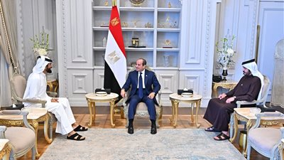 تفاصيل لقاء الرئيس السيسي ومستشار الأمن الوطني البحريني(فيديو)