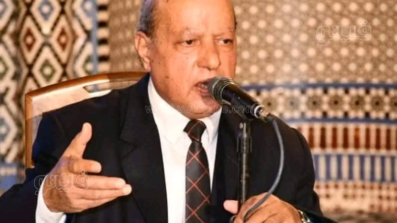 وفاة عميد كلية اللغة