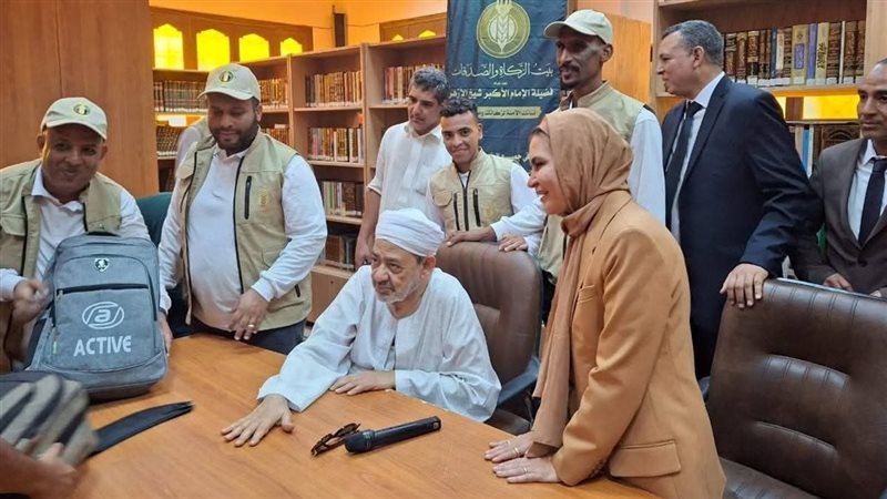 الدكتور أحمد الطيب