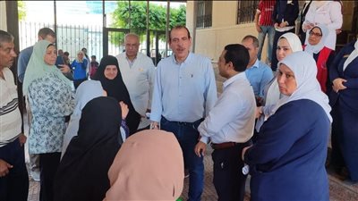 نائب وزير الصحة يتفقد منشآت طبية بدمياط ويشيد بأداء مستشفى الحميات 