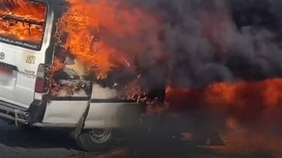 تفحم ميكروباص اندلعت فيه النيران بطريق الإسماعيلية الصحراوي (صور)