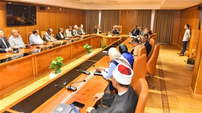 إطلاق مجموعة من المبادرات الخدمية الجديدة للمواطنين بأسيوط