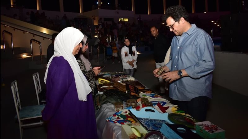 وزير الثقافة يشهد