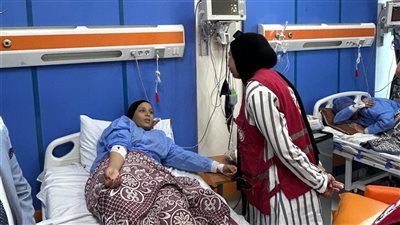 ننشر الصور الأولى للناجيات من حادث الغرق في شاطئ أبو تلات بعد تحسن حالتهن