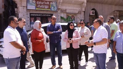 نائب محافظ دمياط تتابع أعمال النظافة والإصحاح البيئي ورفع الإشغالات
