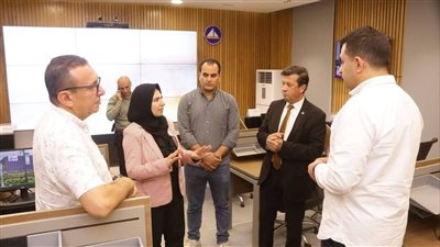 نائب محافظ دمياط تتفقد مركز سيطرة الشبكة الوطنية لمتابعة آليات الرصد والتنسيق