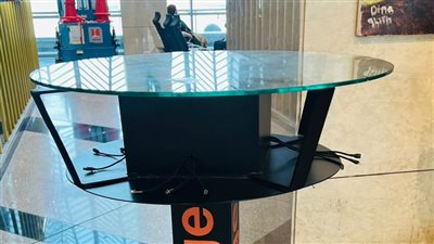 تحديث صالات سفر مطار القاهرة بـ 1000 كرسي مزود بخدمة USB (صور)