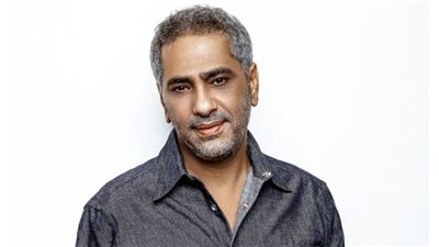 بعد تسليم فضل شاكر نفسه للسلطات اللبنانية، ماذا قال نجله محمد عن التهمة الموجهة لوالده؟ (فيديو)