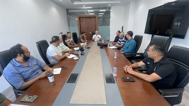 الجهاز الفني منتخب
