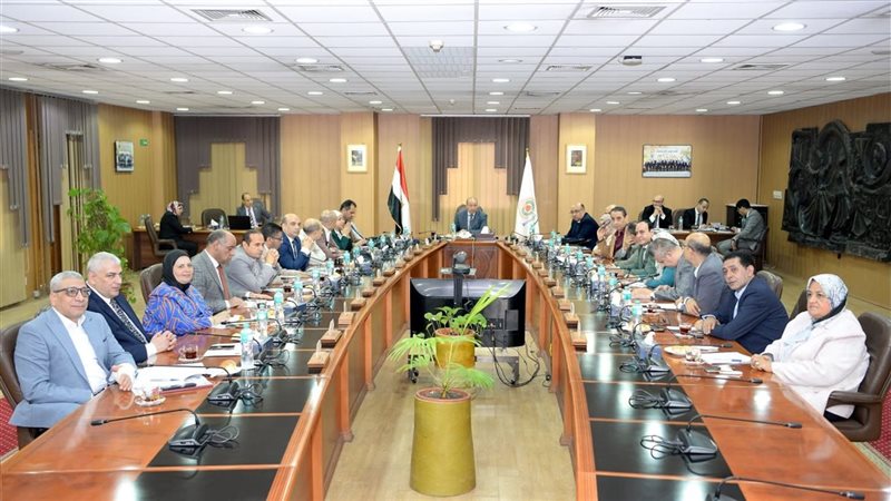 اجتماع جامعة المنصورة