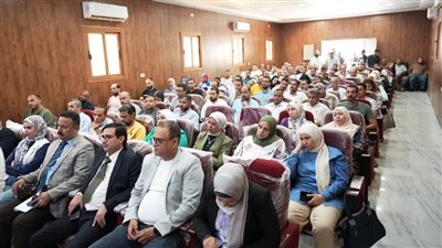 انطلاق المؤتمر العلمي لمراقبي الأغذية بصحة أسيوط (صور)