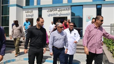 محافظ الإسماعيلية يتفقد مستشفى فايد التخصصي (صور)