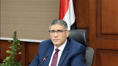 محافظ الجيزة يتابع نتائج لقاءات المواطنين برؤساء الأحياء