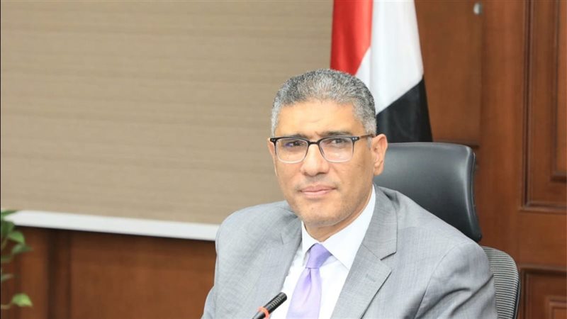 محافظ الجيزة 
