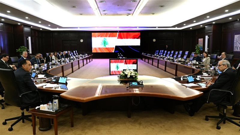 اجتماع برئاسة الدكتور