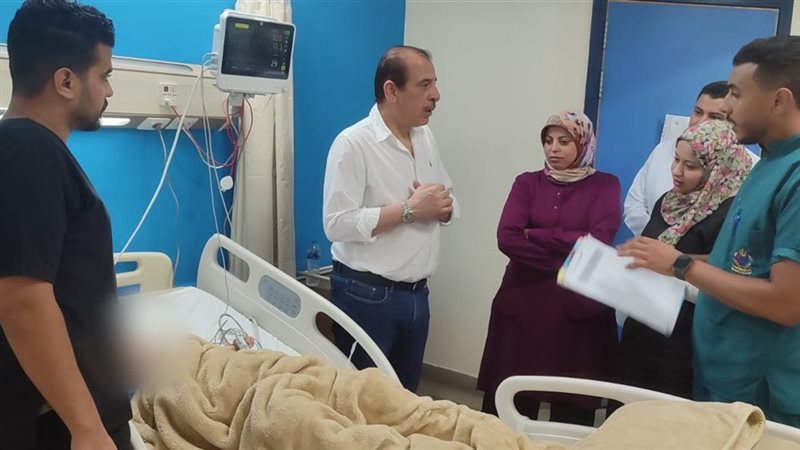 د.عمرو قنديل خلال