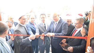 محافظ القليوبية ورئيس جامعة بنها يفتتحان مسجد الحبيب المصطفى بالحرم الجامعي بكفر سعد