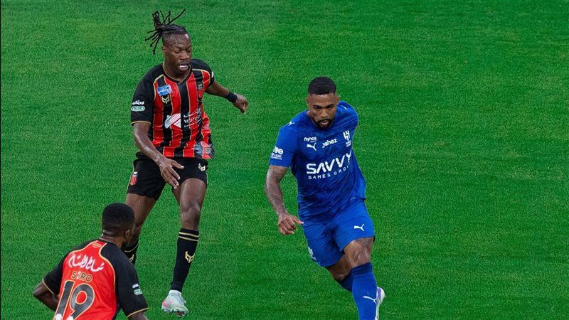 الهلال والرياض 