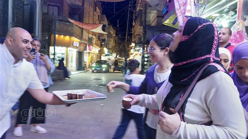 توزيع قرفة باللبن