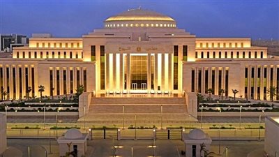 من يرأس مجلس الشيوخ في الفصل التشريعي الثاني؟.. مشاورات بين الأحزاب الكبرى لاختيار ثلاثي هذه المناصب.. أستاذ قانون دستوري يحدد معايير الاختيار.. وصفوت الشريف أشهر من جلس على الكرسي