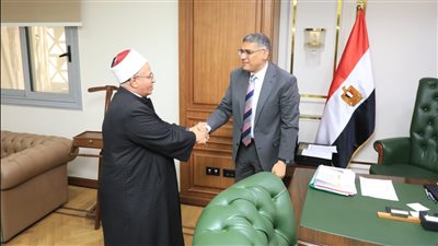 محافظ الجيزة يستقبل مدير مديرية الأوقاف الجديد لبحث خطط العمل والرؤى المستقبلية