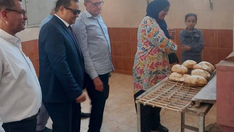 تشغيل مخبز مدرسة