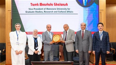 محمد غنيم رئيسا شرفيا للمؤتمر الثالث للمناعة والطب التجديدي بصيدلة المنصورة