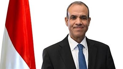 وزير الخارجية يتوجه إلى قبرص لبحث تعزيز العلاقات بين البلدين
