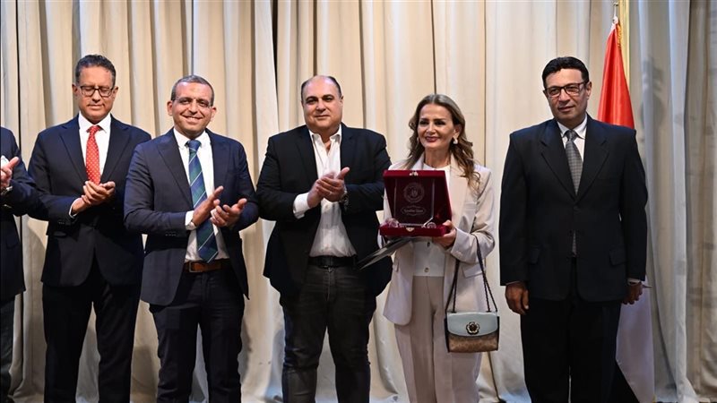 افتتاح معرض ملتقى