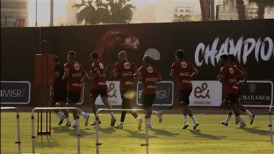  الأهلي يلتقي فريق الشباب استعدادا لمواجهة إنبي