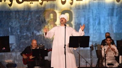 إقبال كبير على حفل محمود التهامي بسور القاهرة الشمالي (فيديو وصور)