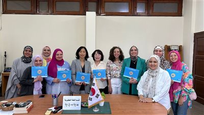 ألسن عين شمس تستقبل وفدًا من المعهد الوطني للغة الكورية