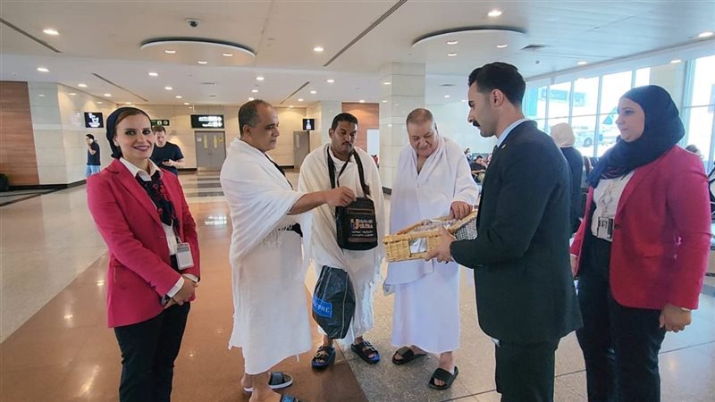 مطار القاهرة، فيتو